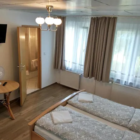 Gasthof Uttewalde Πανσιόν 3*